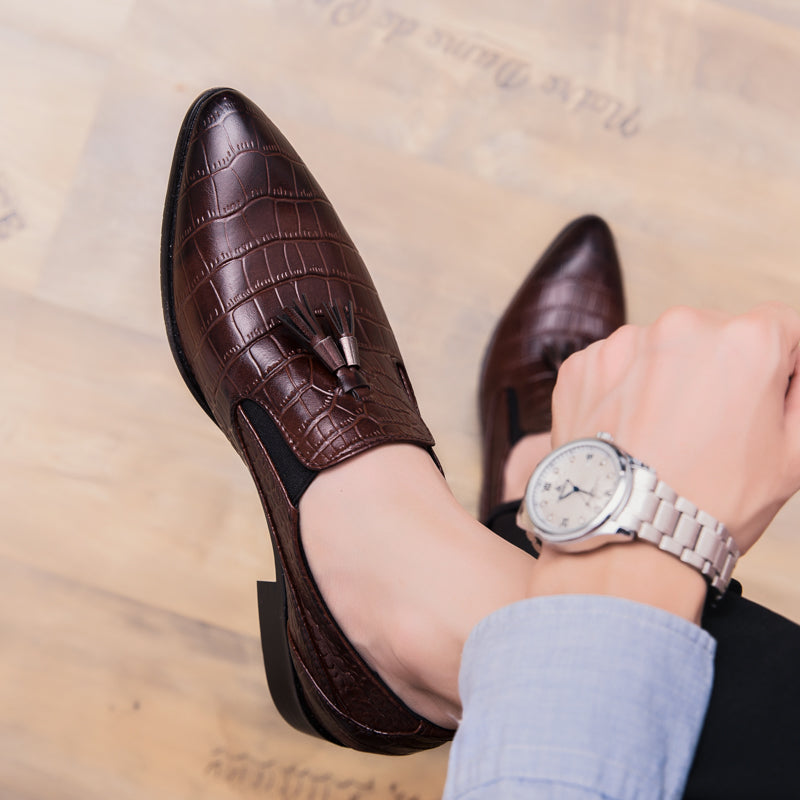 Pointed Paul Gator Print Dress Shoe