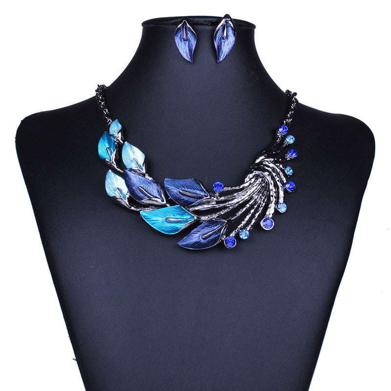 Popular Drop Oil Curved Leaf Necklace & Earring Set
