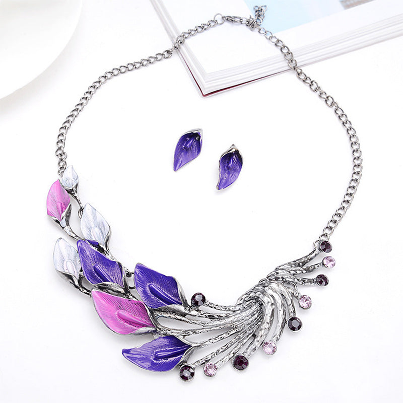 Popular Drop Oil Curved Leaf Necklace & Earring Set